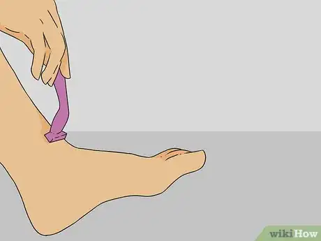 Obrázek nazván Shave Your Legs Step 6