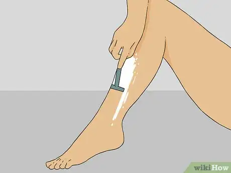 Obrázek nazván Shave Your Legs Step 5