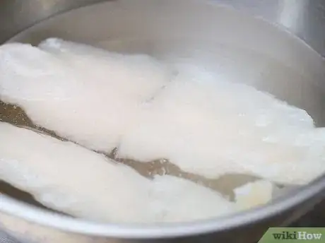 Obrázek nazván Thaw Frozen Fish Step 8