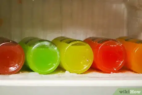 Obrázek nazván Make Skittles Vodka Step 17