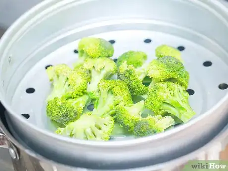 Obrázek nazván Steam Broccoli Step 7