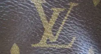 Jak poznat falešnou kabelku Louis Vuitton